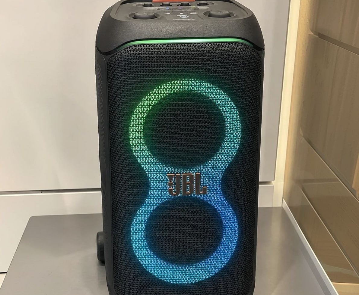 Caixa de Som Bluetooth Partybox Stage 320 JBL