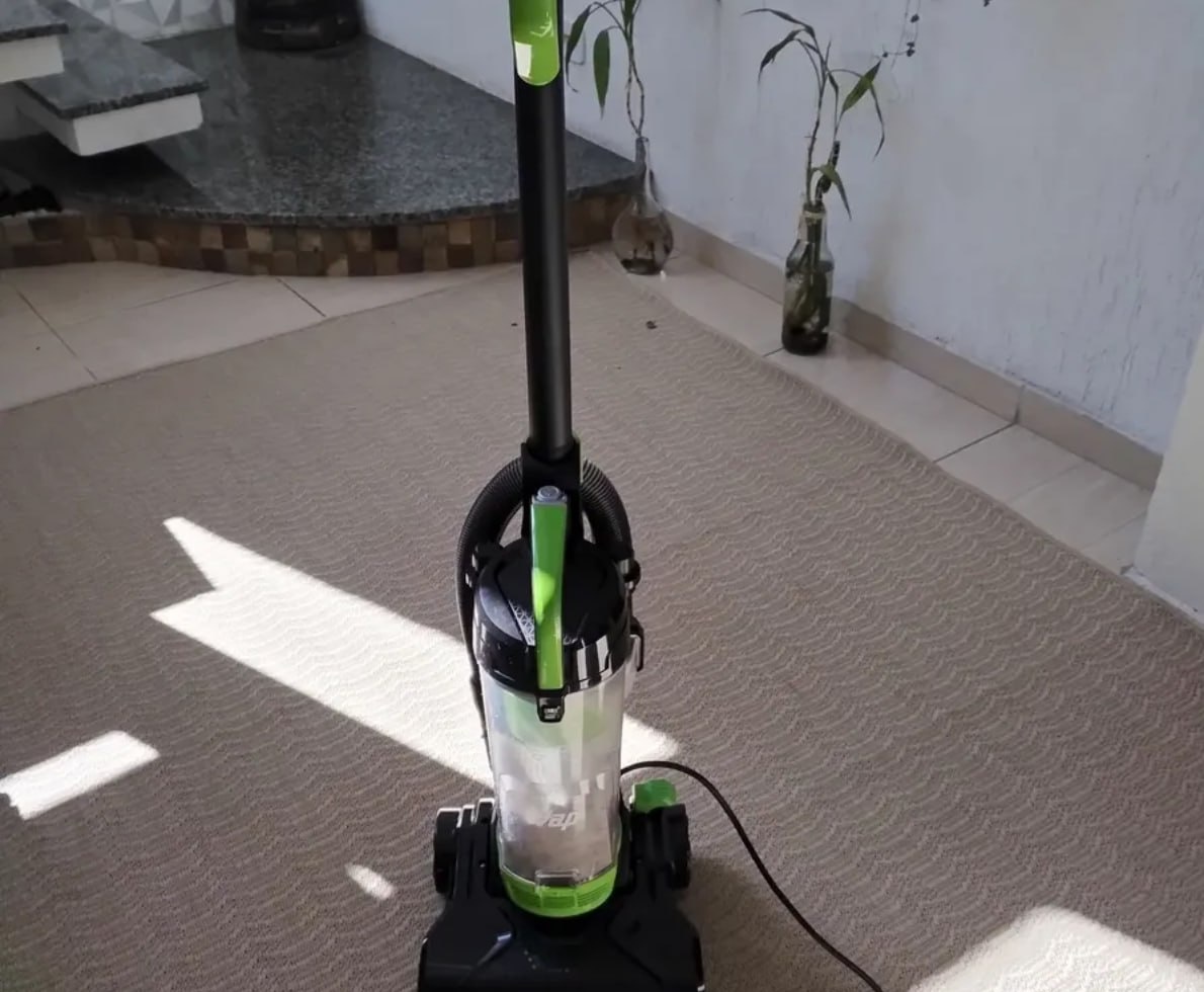 Aspirador De Pó Vertical 2 Em 1 Wap Life Speed 2000W 127V