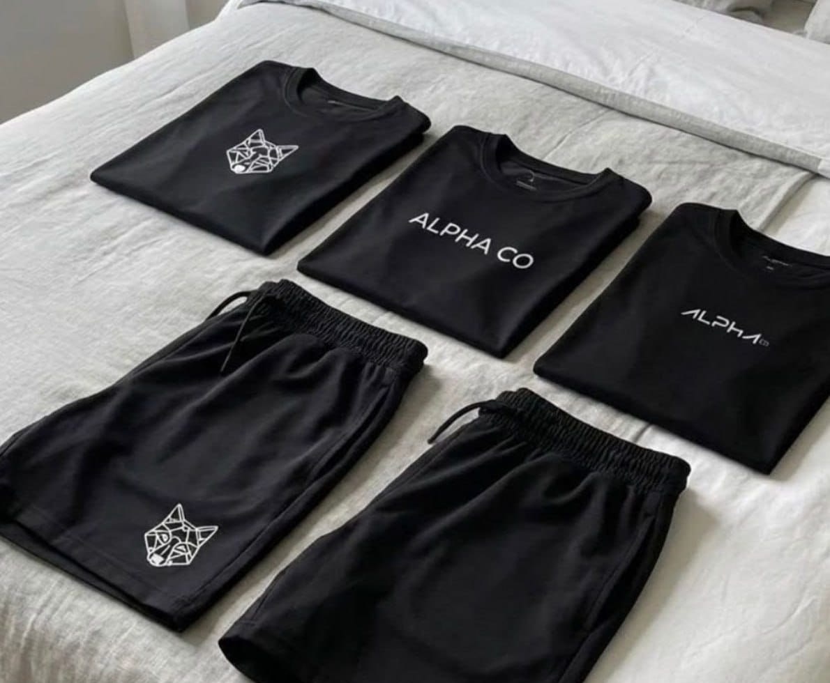 Kit 5 Peças All Black Dry 3 Camisetas e 2 Bermudas Alpha