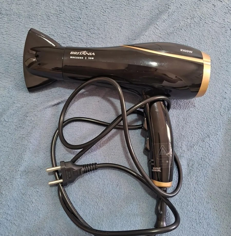 Secador de Cabelos Britânia 2100W 3 temperaturas