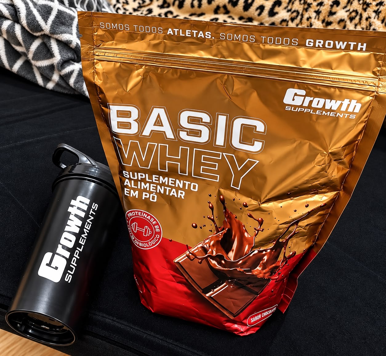 Kit Growth Whey Protein Basic Chocolate 1kg  Coqueteleira Shaker 600ml
