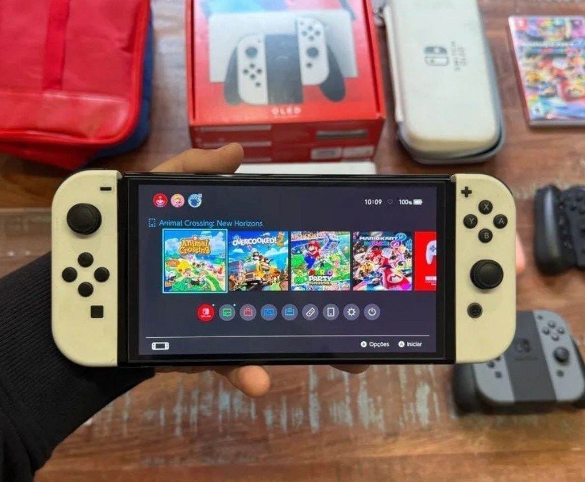 Bundle Nintendo Switch OLED  Super Mario Bros. Wonder  3 Meses de Assinatura Nintendo Switch Online