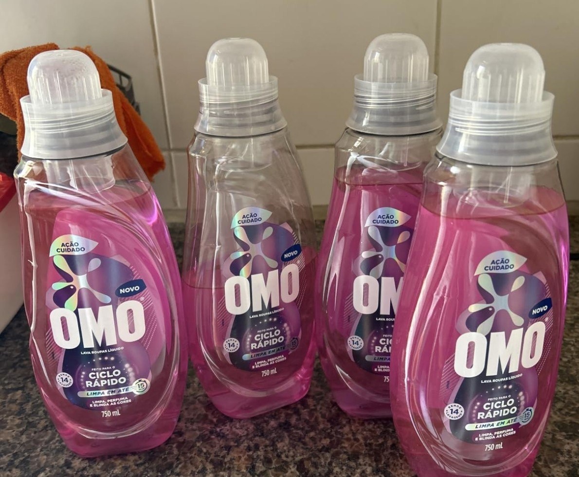 Lava-Roupas Líquido Omo Ciclo Rápido Ação Cuidado Frasco 750ml