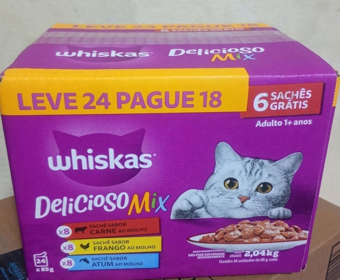 Pack Ração Úmida Whiskas Sachê CarneFrangoAtum para Gatos Adultos - 24 unids.