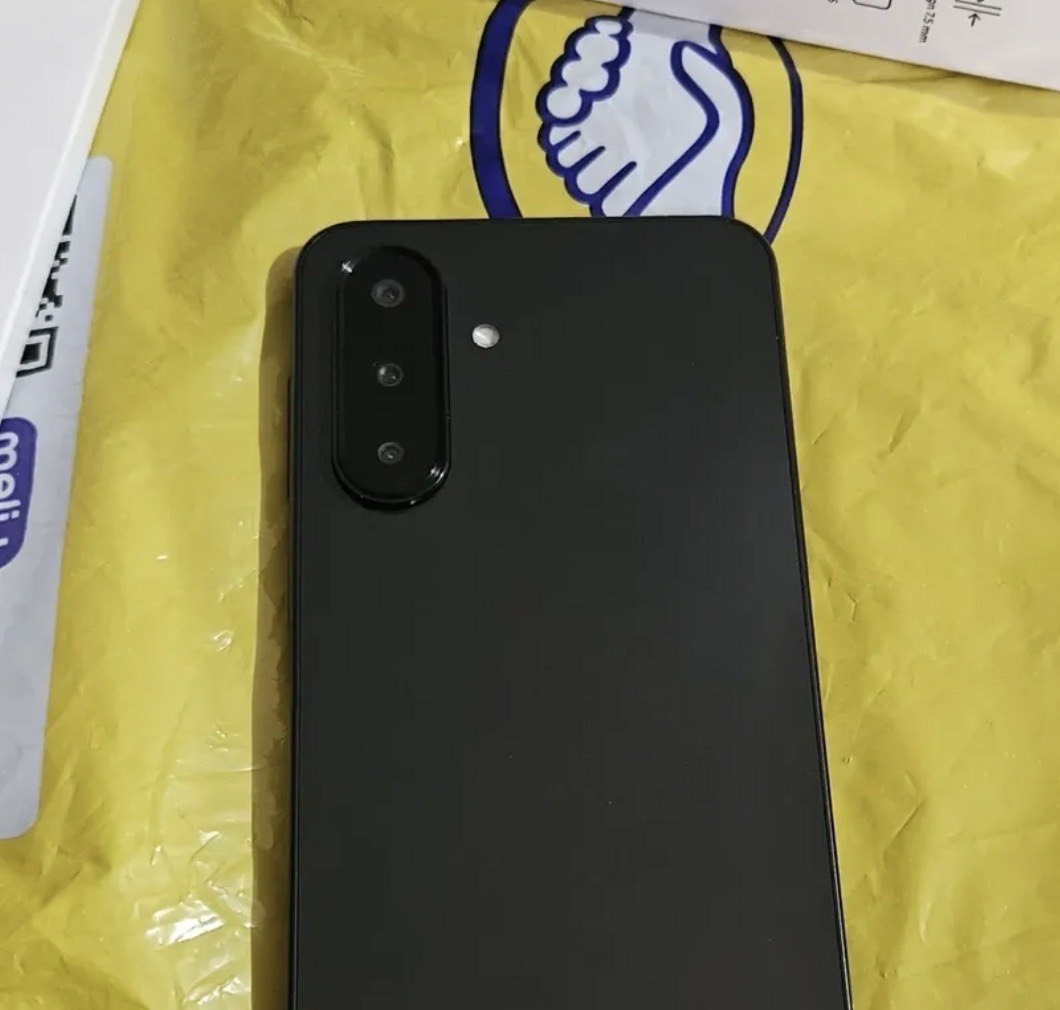 Celular Samsung Galaxy A17 Com Ia, 128gb, 4gb Ram, Câm De 50mp, Tela De 6.7, Nfc, Ip54 - Preto