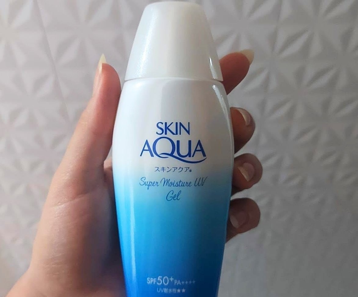 SKIN AQUA Protetor Solar Facial UV Super Moisture Gel FPS50 110g
