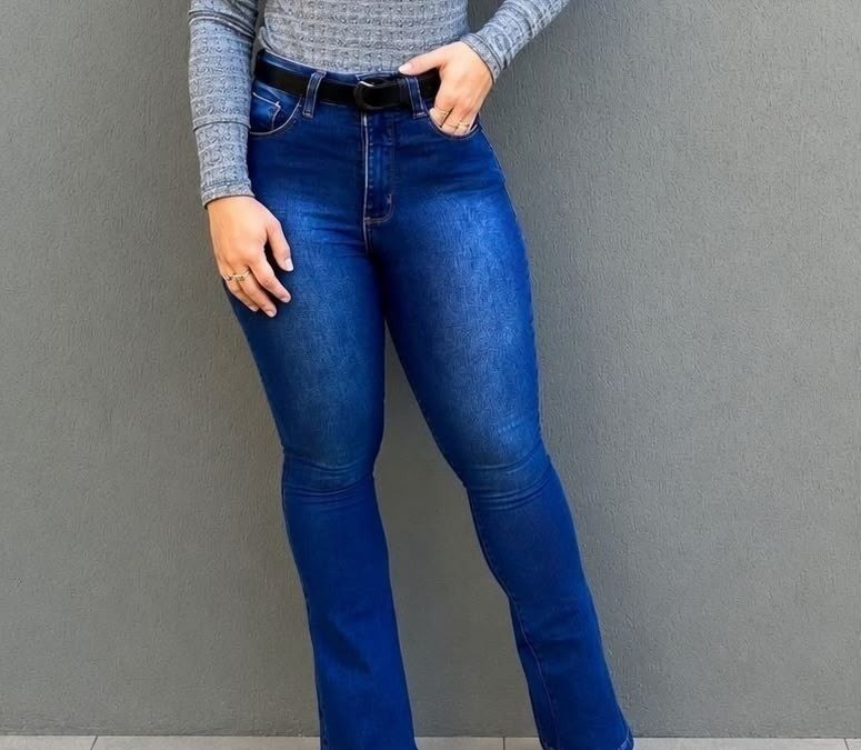Calça Jeans Flare Cintura Alta 6 cores