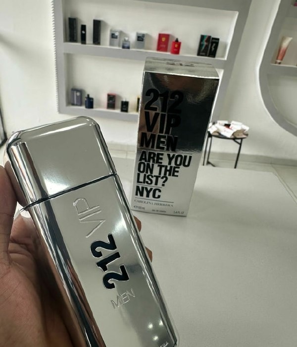 Perfume Carolina Herrera 212 VIP Men Eau de Toilette 100ml