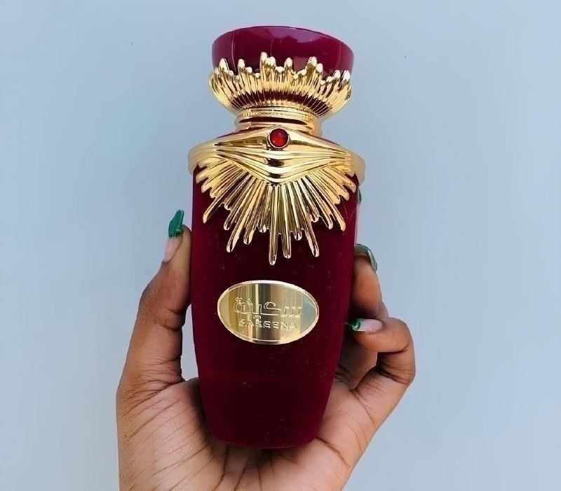 Perfume Lattafa Sakeena EDP 100ml Feminino