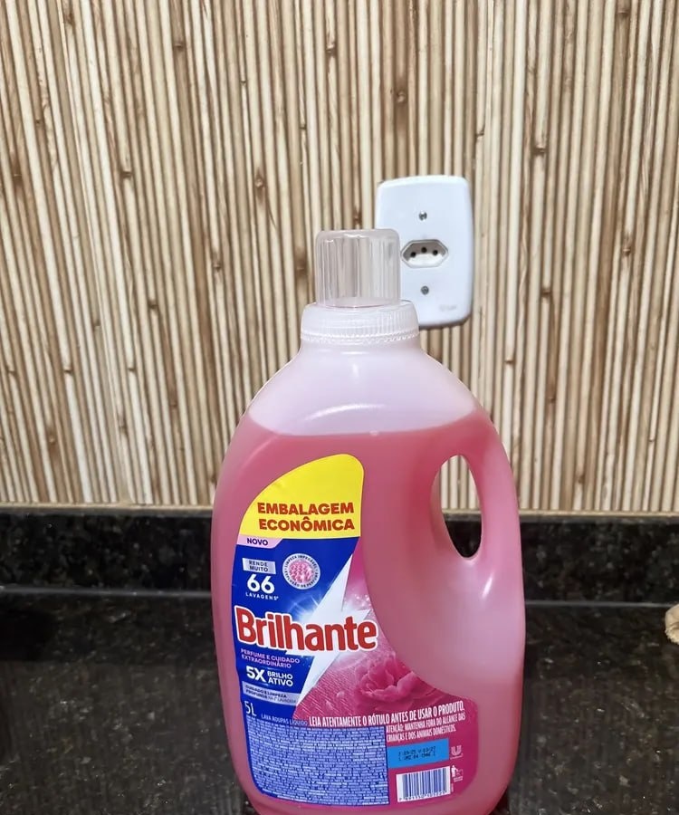 Sabão Líquido Brilhante Perfume e Cuidado Extraordinário 5L