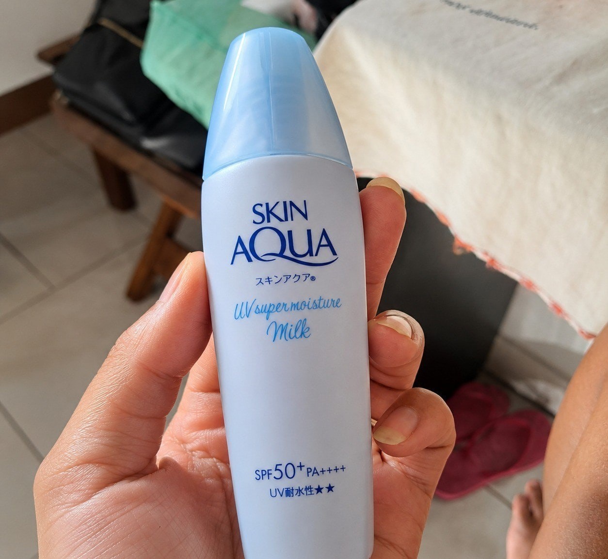 Protetor solar facial Skin Aqua Super Moisture Milk 40g FPS50