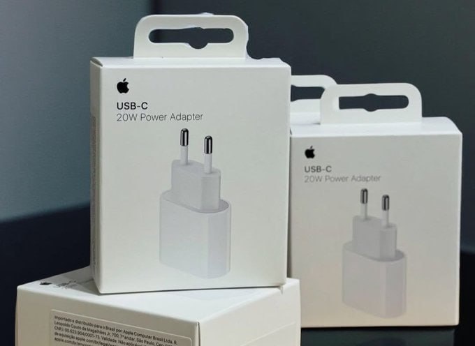 Original Adaptador de Corrente Apple USB-C de 20W