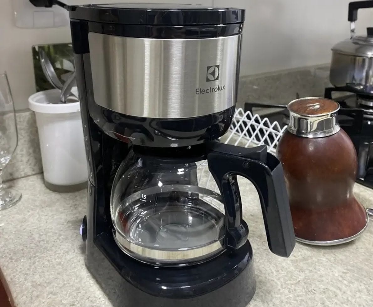 Cafeteira Elétrica Electrolux 1,2L 220V