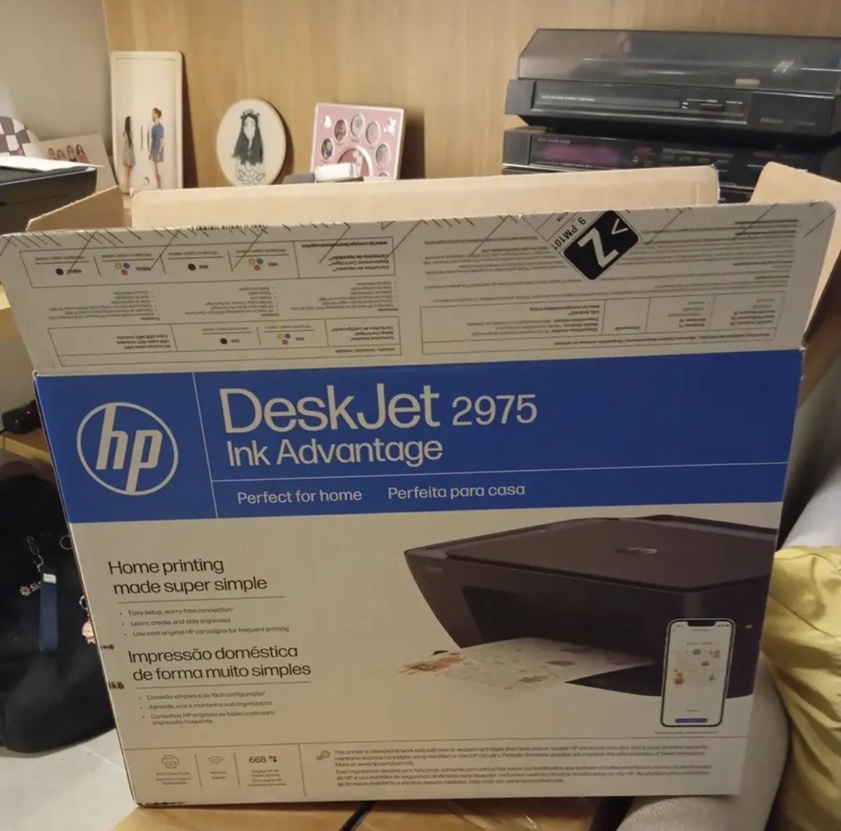 Impressora Multifuncional HP DeskJet Ink Advantage 2975 Colorida 1 USB 2.0 de alta velocidade Wi-Fi de banda dupla - 100 a 240 VCA - AJ4Y4AAK4