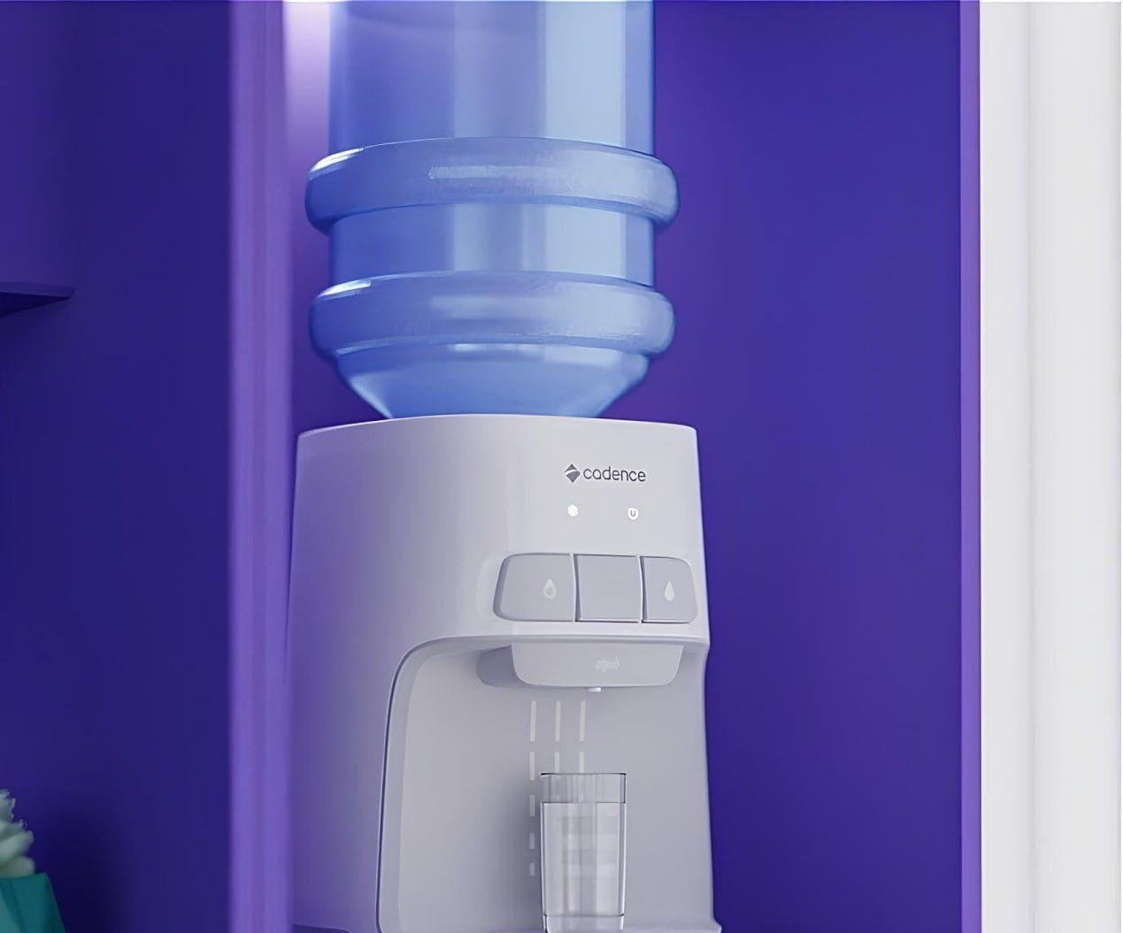 Bebedouro de Mesa Cadence Gela Água Refrigerado Elétrico