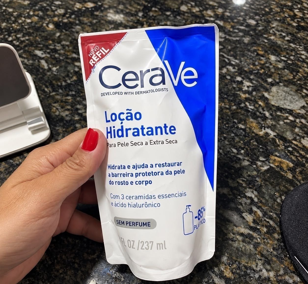 Loção Hidratante CeraVe Para Pele Seca Refil 237ml