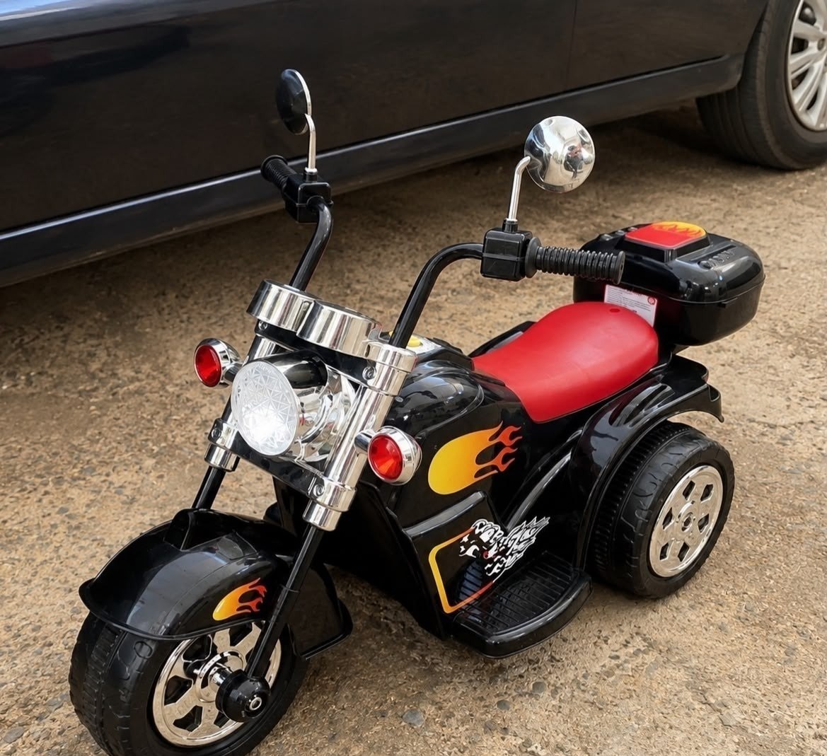 Mini Moto Elétrica Triciclo 6V Com Luz e Sons