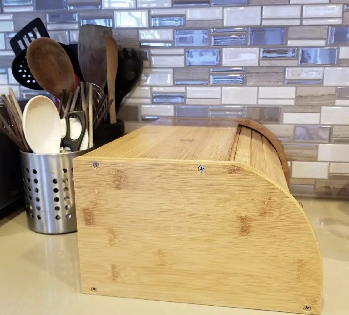 Porta Pão Bambu Com Tampa Retrátil Cor Bege Liso Casa Laura Enxovais