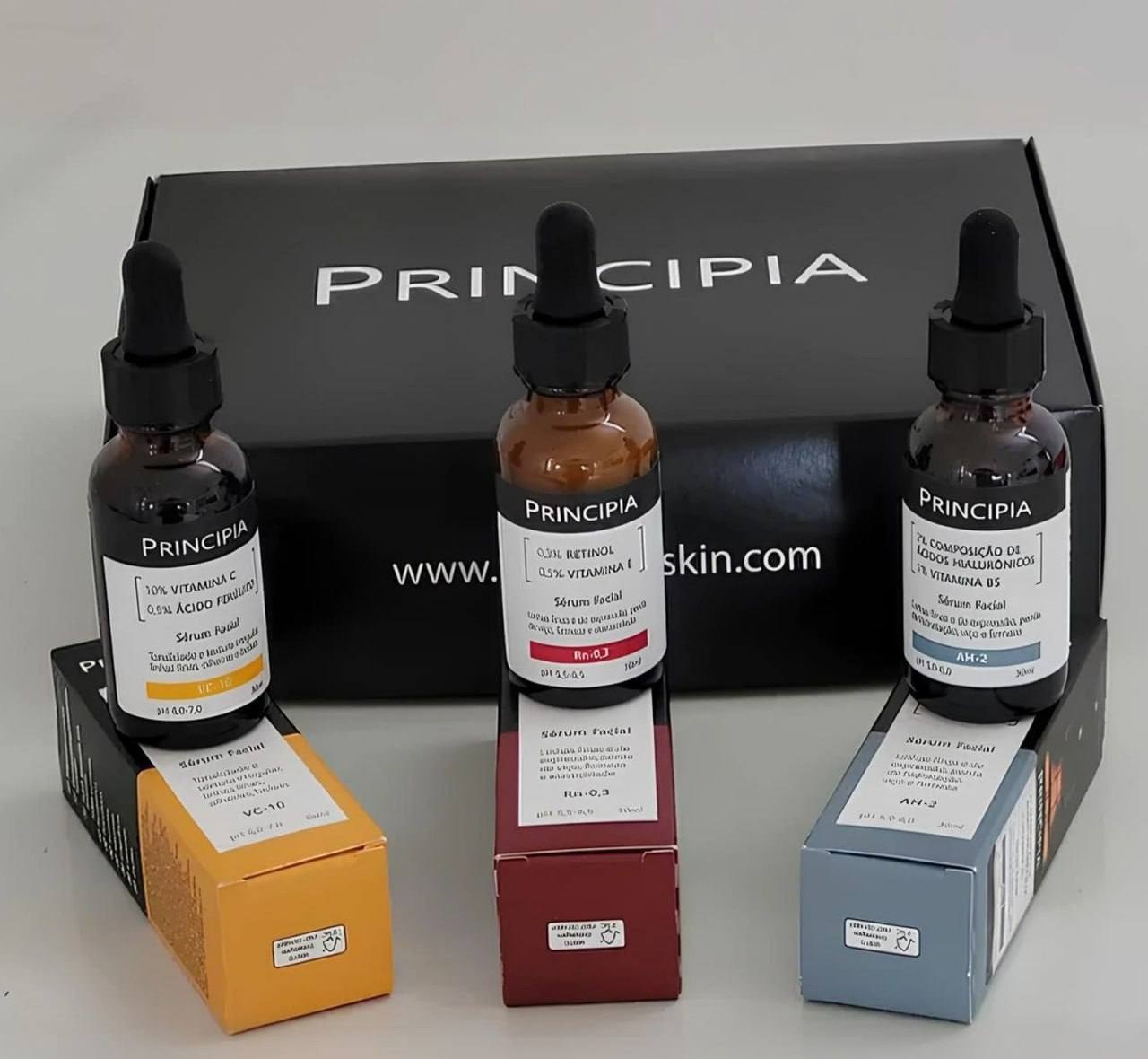 Principia Kit com 3 Séruns Vitamina C  Retinol  Hialurônicos