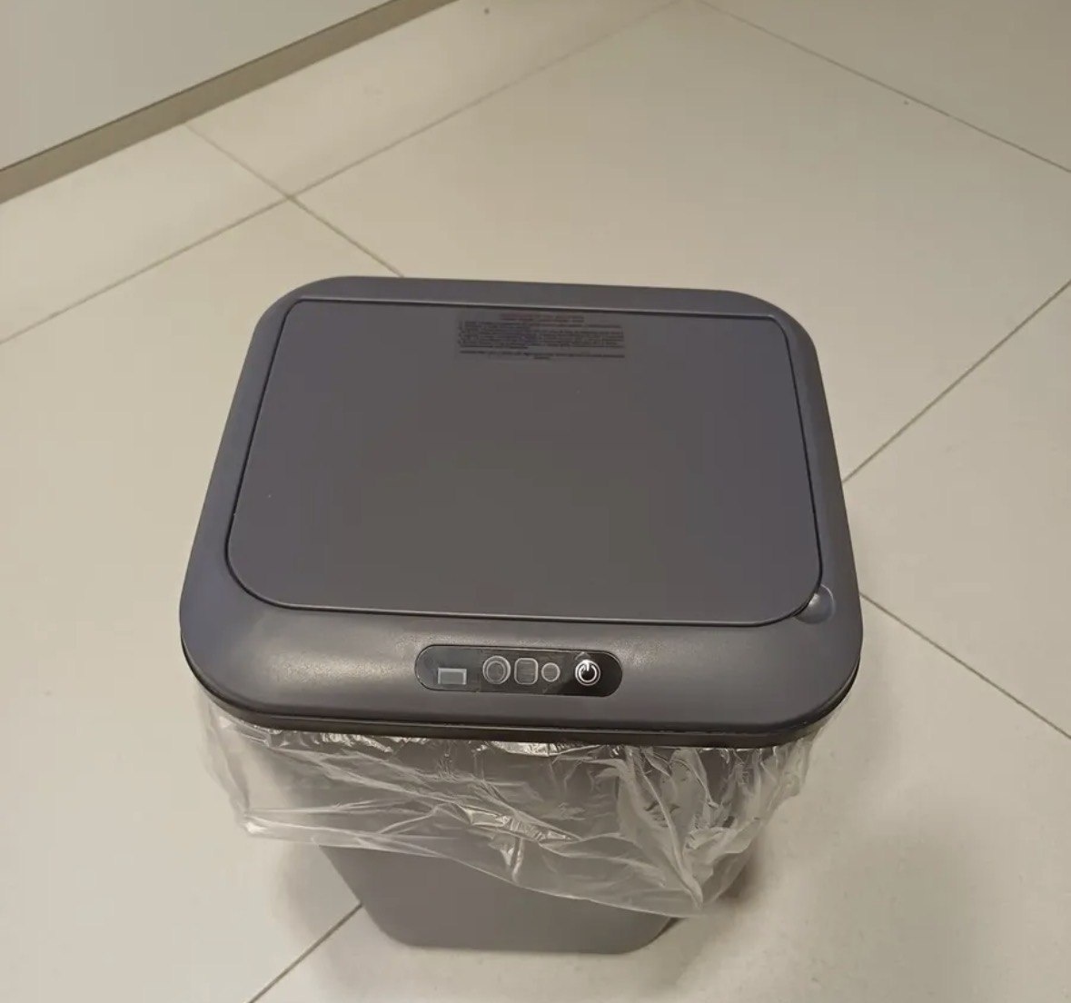 Lixeira Inteligente Sem Contato Sensor Infravermelho  USB Recarregável, Cinza Escuro 16L para Casa e Escritório.