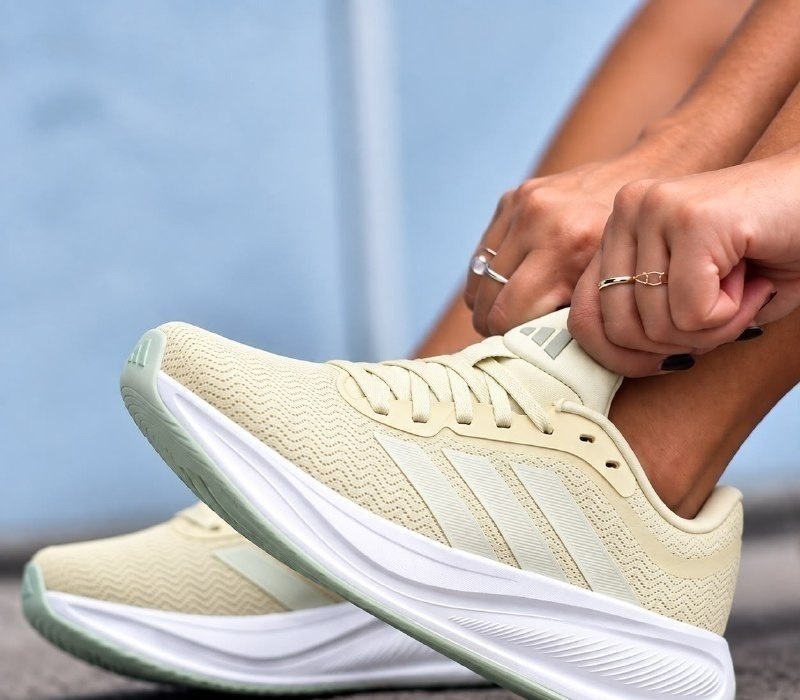Tênis Adidas Response Runner 2