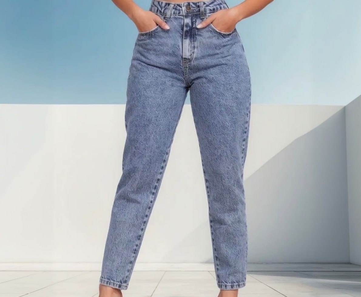 Calça Mom Jeans Cintura Alta Marmorizada