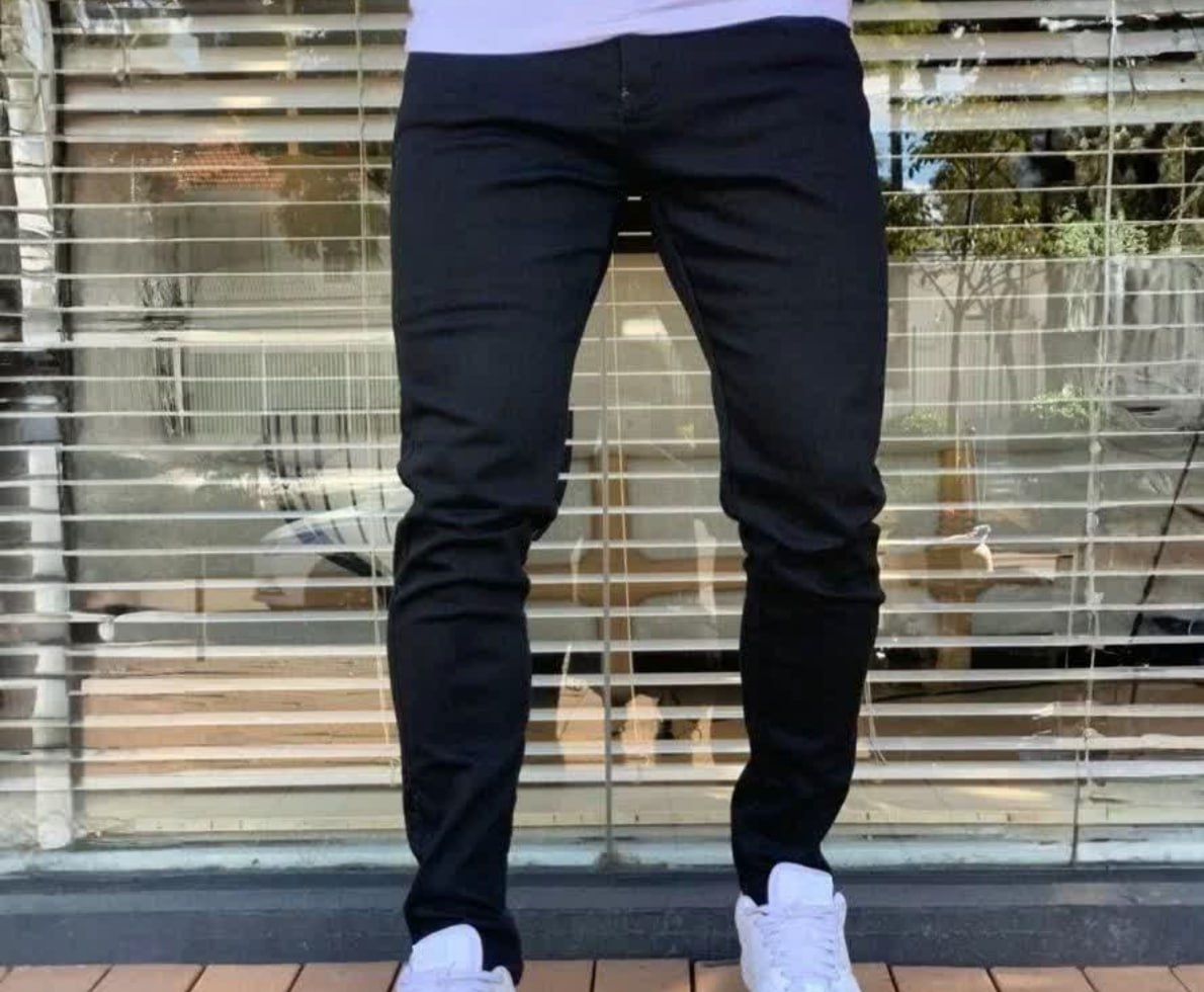 Calça Skinny Jeans Com Elastano Lycra