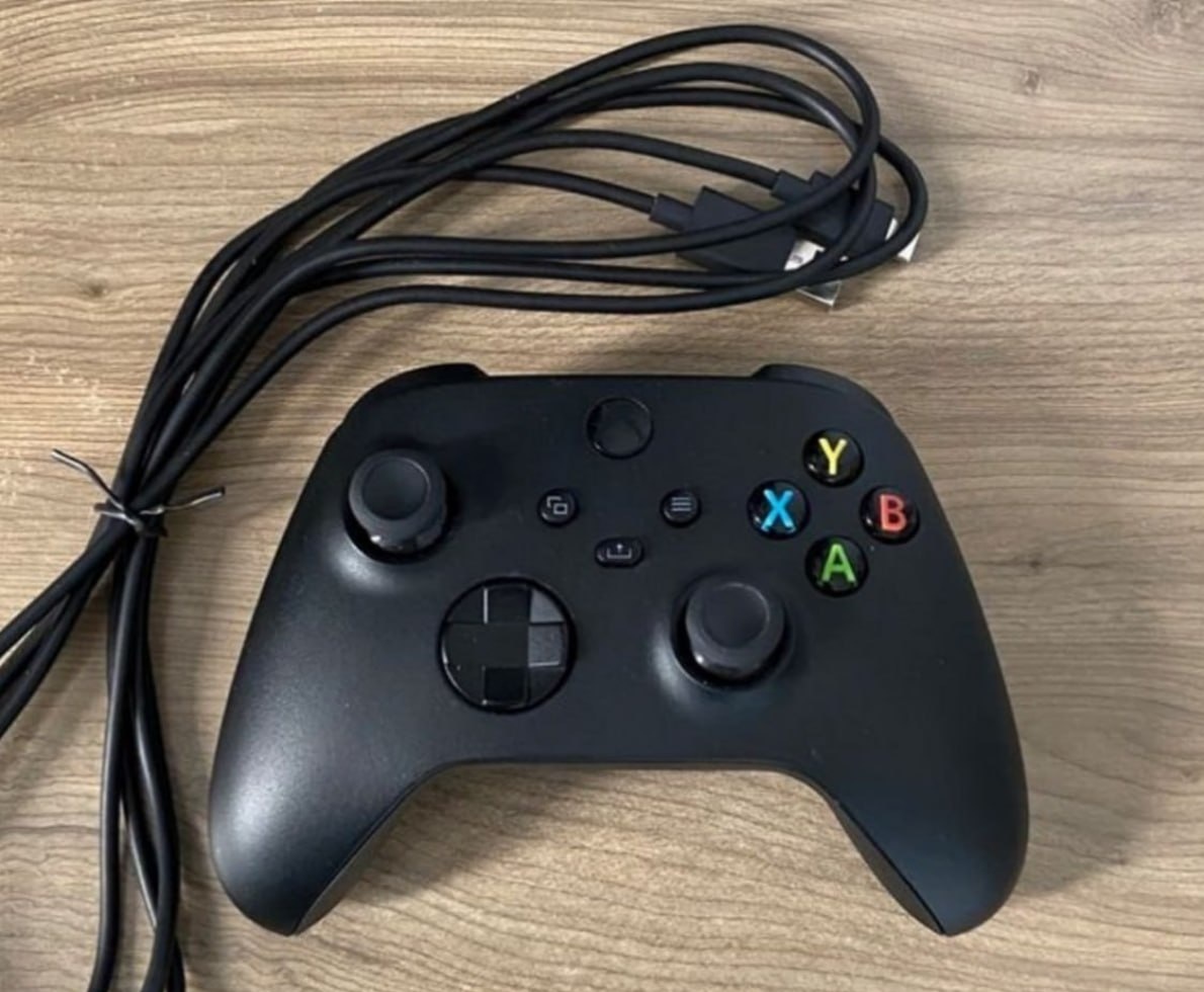 Controle para Xbox Sem Fio Preto  Cabo USB-C