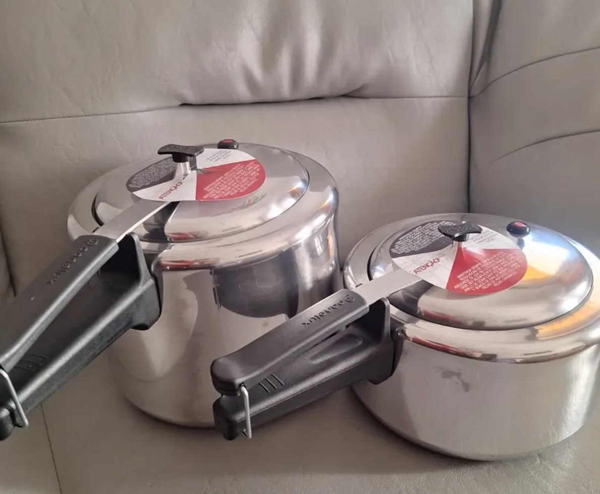 Kit 2 Panelas De Pressão 3,0 E 4,5 Lt Polida Panelux