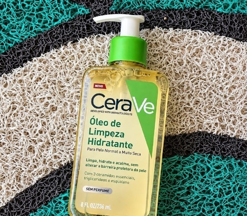 Óleo de Limpeza Facial Hidratante para Pele Seca e Atópica CeraVe 236ml