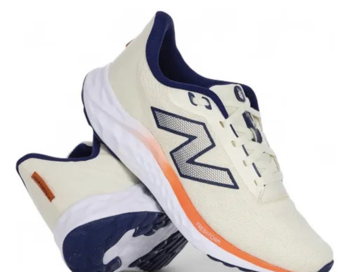 Tênis New Balance Fresh Foam Arishi V4 Amortecimento Macio
