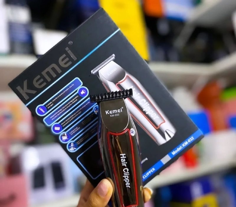 Máquina de Acabamento Sem Fio Kemei KM-032 3 Pentes