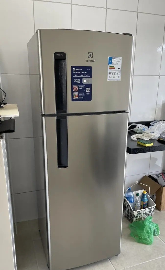 Geladeira Electrolux Frost Free 320L Duplex Inox Look TF38S