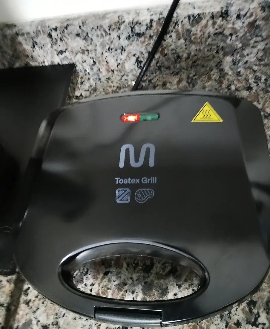 Sanduicheira Multilaser Grill Gourmet 750W Preta