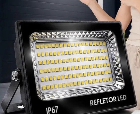 Kit 2 Refletor Super Led 400w Ip67 Holofote Bivolt Prova Dágua Branco Frio 6500k Preto