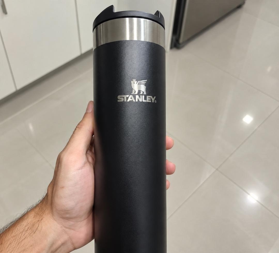 Stanley Garrafa Térmica Aerolight, 591ml