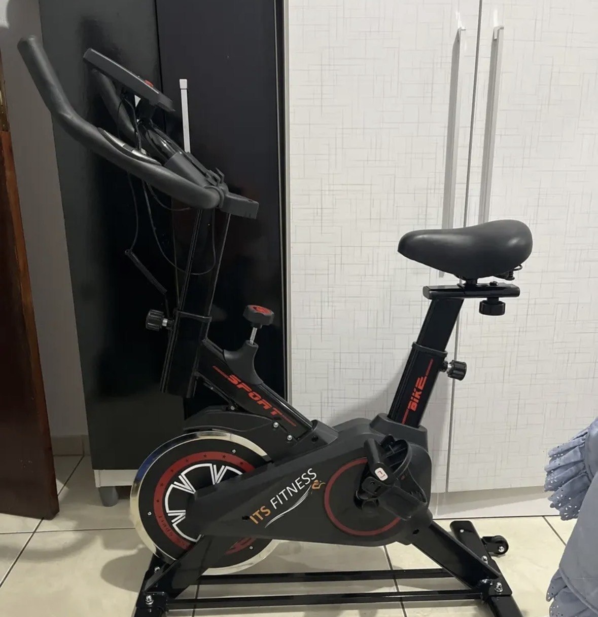 Bicicleta Ergometrica Bike Spinning Academia Fitness Ginastica Roda Inercia 8kg Its Profissional Aparelho Cardio Treino Em Casa Vertical Residencial