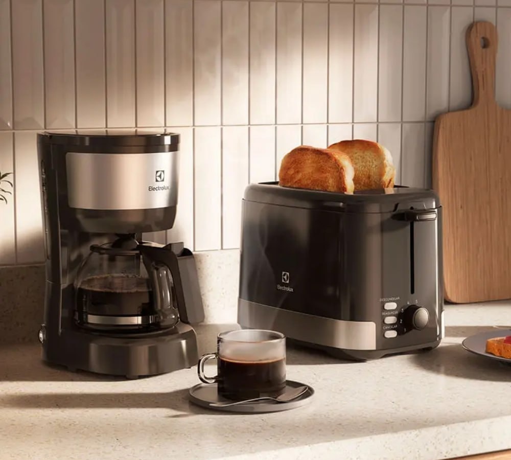 Kit Café da Manhã Electrolux Cafeteira Elétrica 15 Xícaras  Torradeira 8 Níveis Efficient
