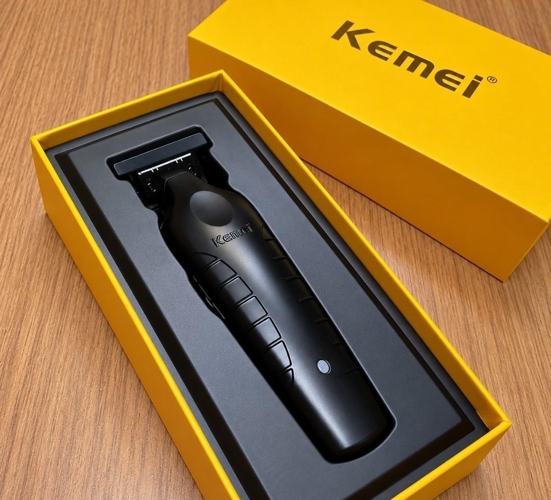Kit Kemei Máquina de Corte  Acabamento Bivolt