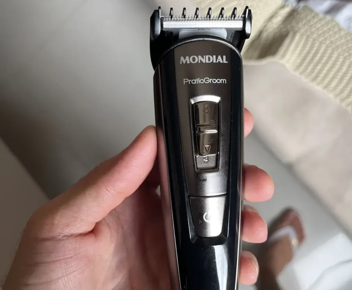 Aparador de Pelos PraticGroom Mondial