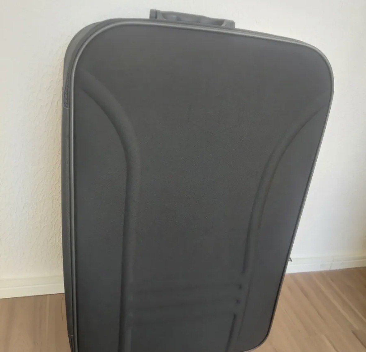 Mala De Viagem Grande 30kg Reforçada Com Rodinhas Resistente