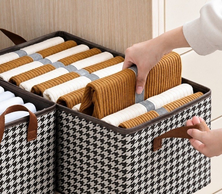 Kit com 4 Caixas Organizadoras de Guarda-Roupa