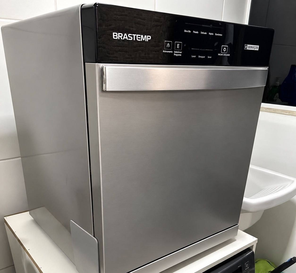 Lava-Louças Brastemp 8 Serviços Inox