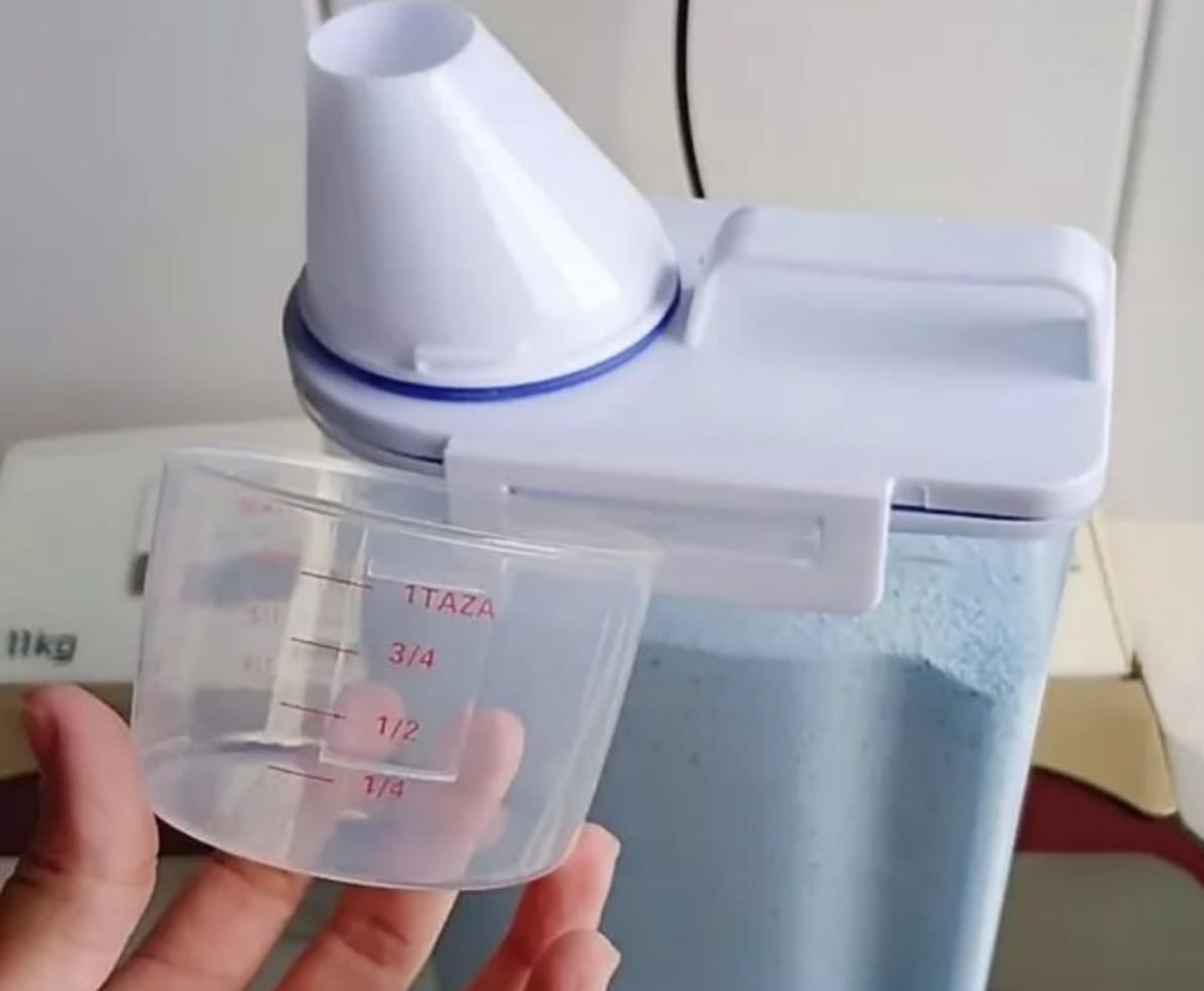 Pote Hermético Com Copo Medidor 2.5L