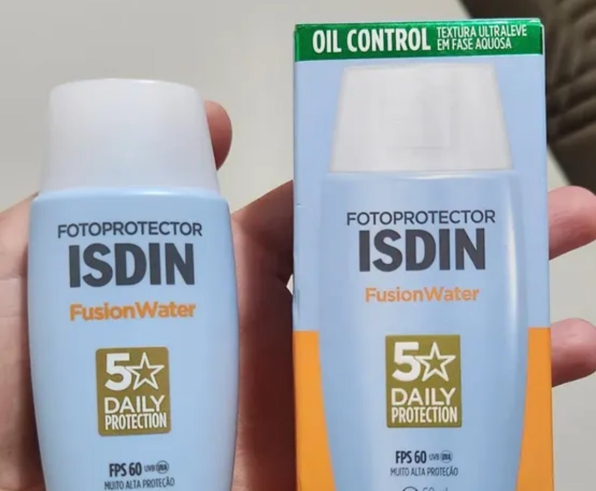 Isdin Protetor Solar Facial Fusion Water Sem Cor FPS 60 - 50ml