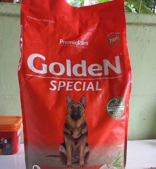 Ração Premier Pet Golden Special para Cães Adultos Frango e Carne 15kg