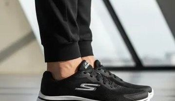 Tênis De Caminhada Arch Fit 2.0 Skechers