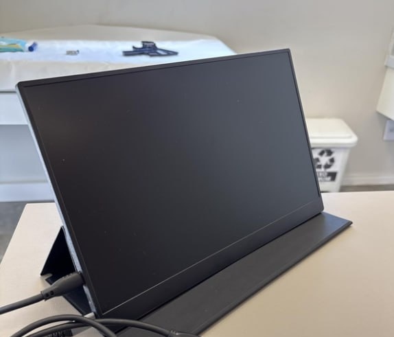 Monitor Portátil 15,6 FHD 1080P  Case