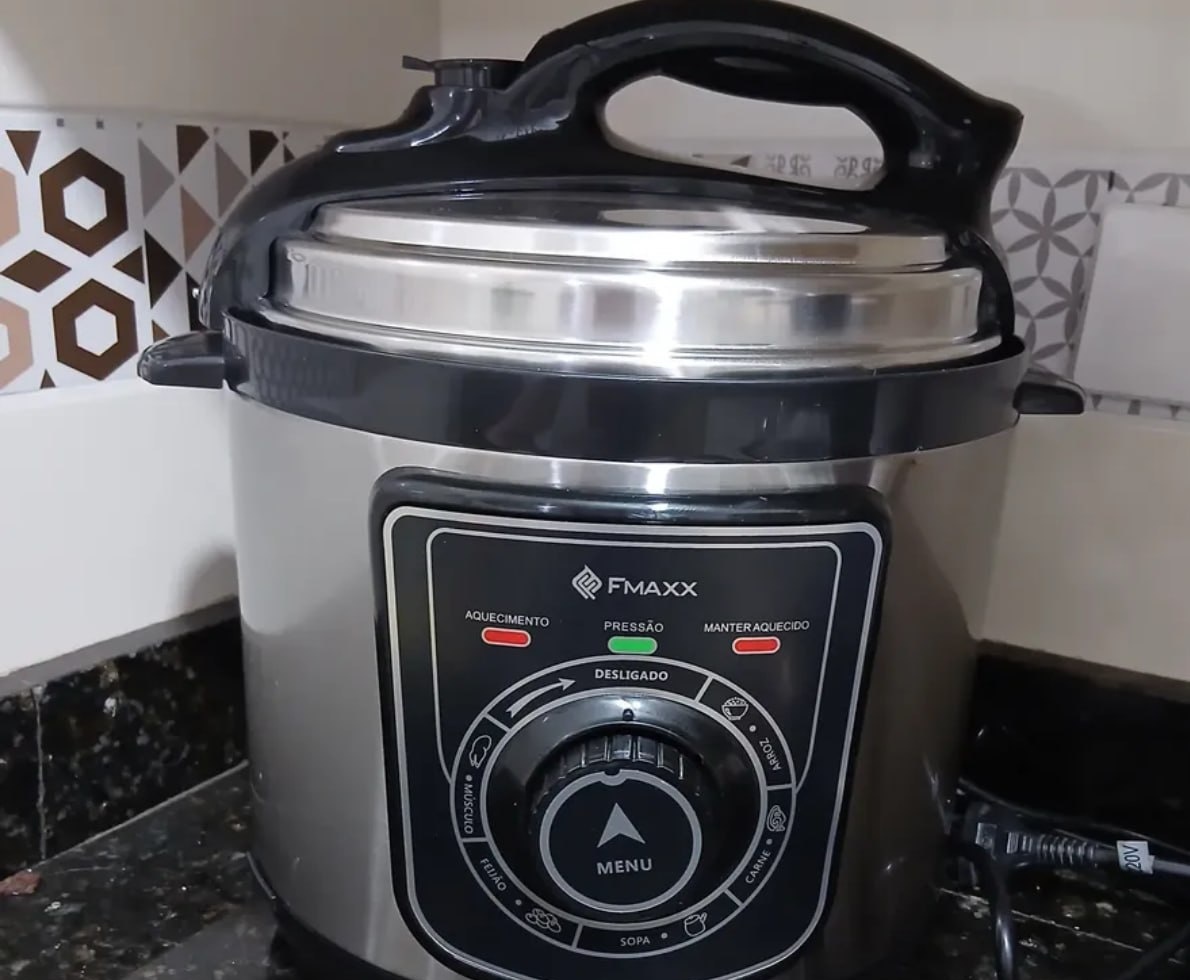 Panela de Pressão Elétrica 4L 800W