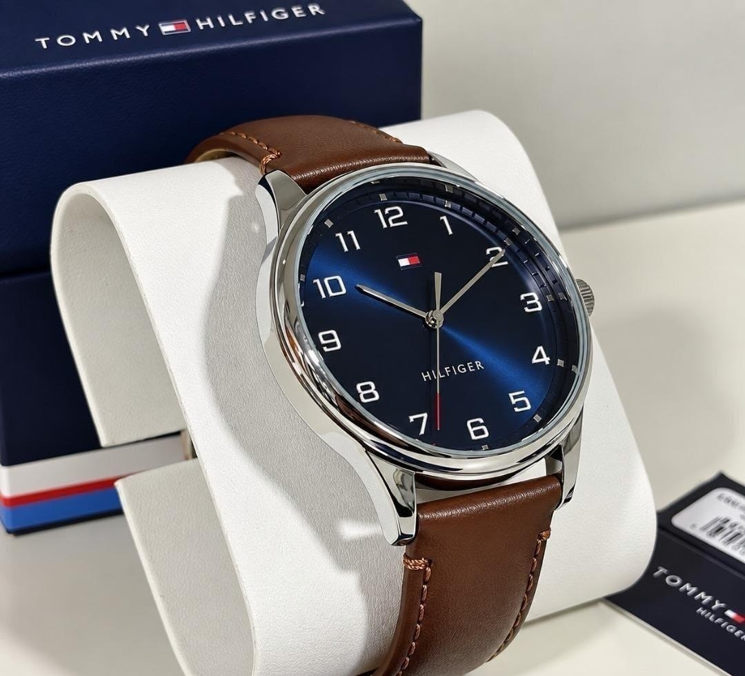 Relógio Tommy Hilfiger de Couro